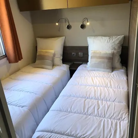 Bungalow Camping Les Ecureuils * Mimizan-Plage