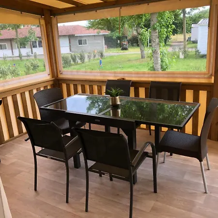 Bungalow Camping Les Ecureuils Κάμπινγκ Mimizan-Plage